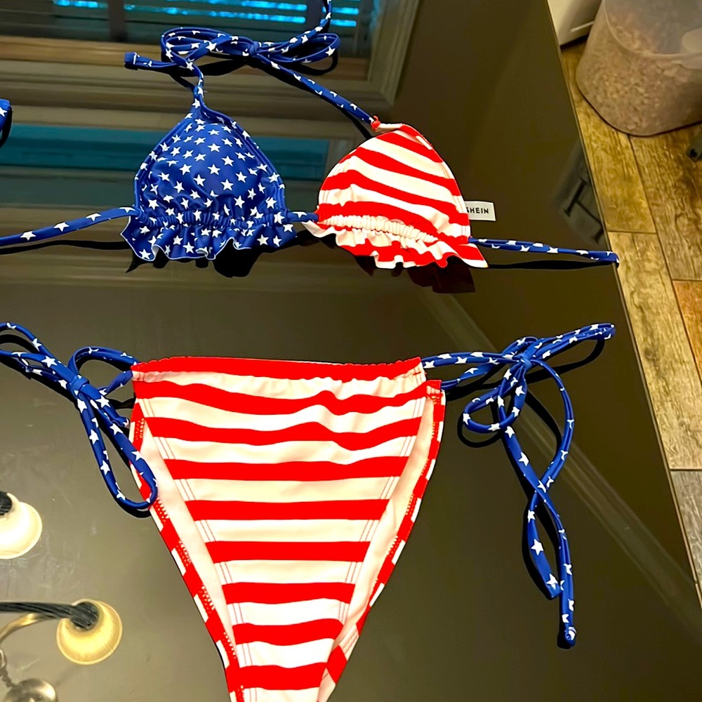Bathing suit